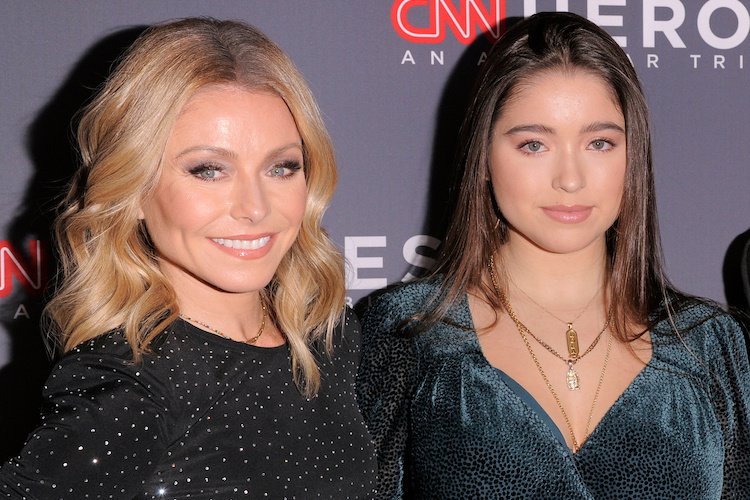 Kelly Ripa Posts Sweet Photo With 16-Year-Old Daughter. It Was Met With a 'Disgusting' Response