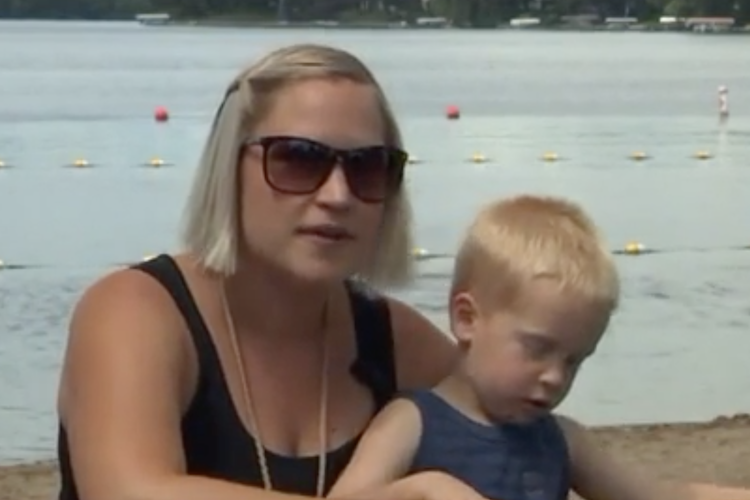 Pregnant Woman Saves Drowning Boy