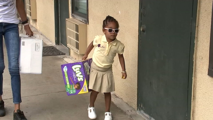 Ava Lewis: Girl Starts Lemonade Stand to Help Babies in Need