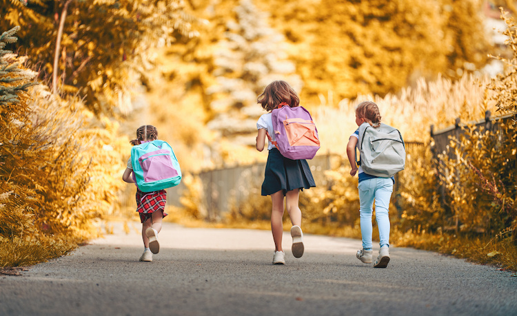 This Mom Was All Of Us On The First Day of Kindergarten | Mom of three, Carolyn Moore, was fully prepped for summer to end and school to start. She'd done the kindergarten routine before with her two eldest, who just started fifth and third grade respectively. But Moore, a writer at Assignment Mom, wasn't prepared for the flood of emotions that came with sending her youngest off to school for the first time.