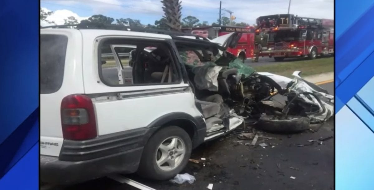 Van Children Unbuckle Seatbelt