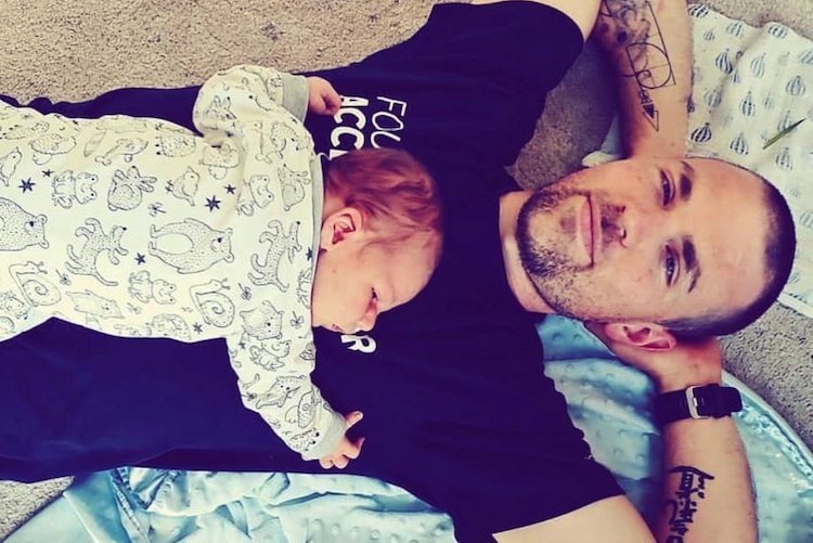 Ted Gonder: Dad Shares Incredible Advice on How to Be a Supportive Partner After Wife Gives Birth in Viral Post Every Parent Should Read