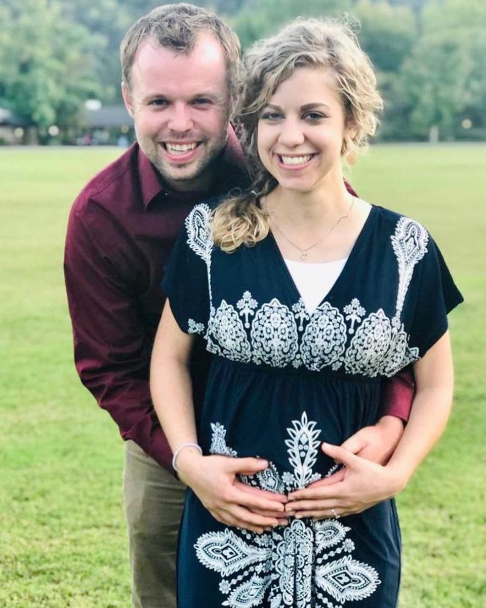 Abbie Duggar's Stunning 8 Month Maternity Shoot