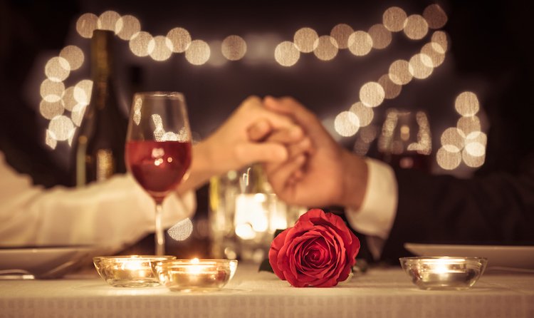 This Restaurant Critic's Review Inadvertently Exposed an Affair: 'I'm Grateful to You for Exposing a Cheat!'