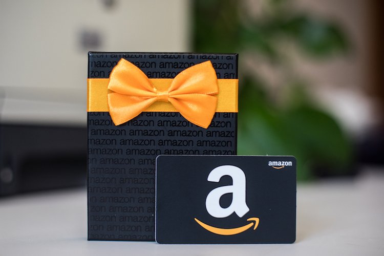 Giveaway Alert: Win a $250 Amazon Gift Card to Help with Your Holiday Shopping!