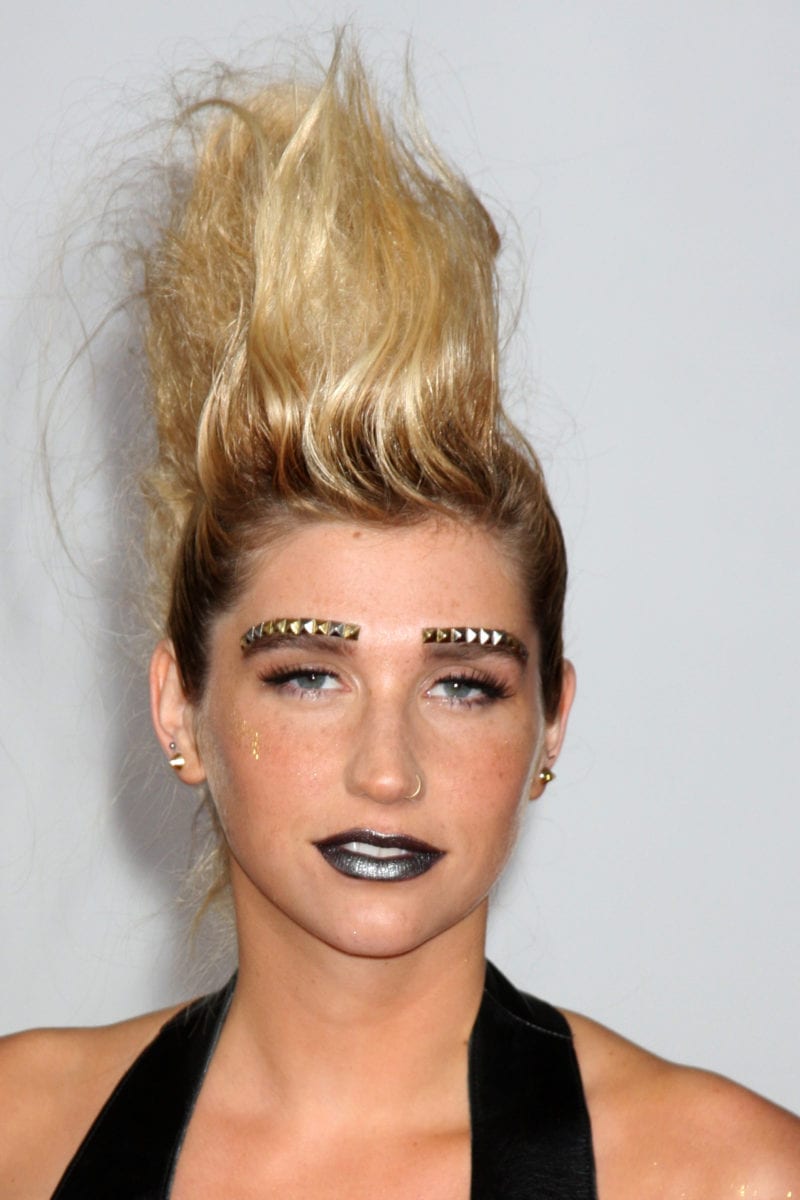 35 Laughably Bad Celebrity Hairstyles