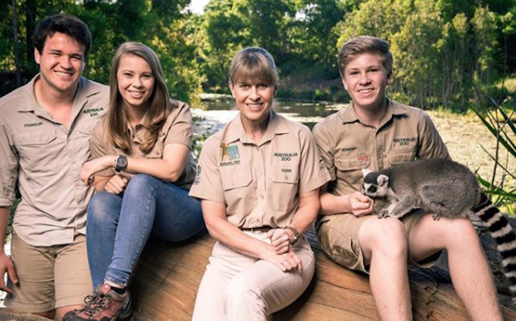 Bindi Irwin Wed At Zoo