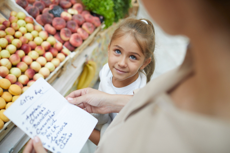 Expert Tips on How to Organize Your Grocery Shopping and Finding Budget-Friendly Recipes