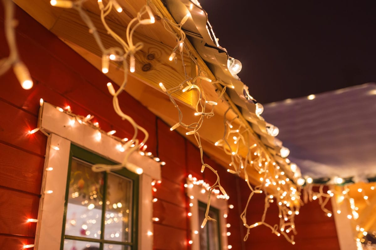 Amidst A Pandemic, People Are Spreading Good Cheer By Decorating Their Homes With Christmas Lights