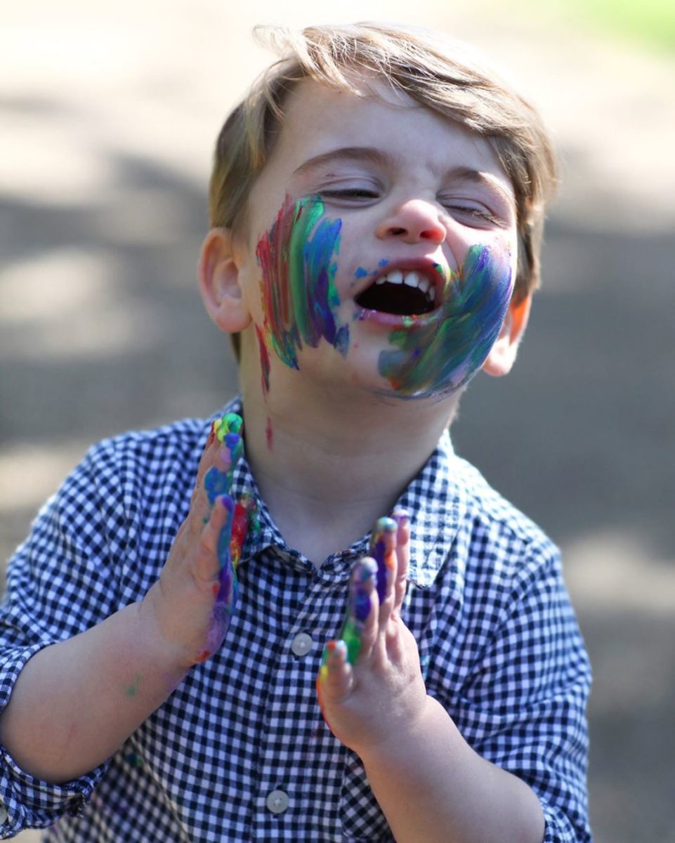 Prince William and Kate Middleton Share Prince Louis' Second Birthday Photos