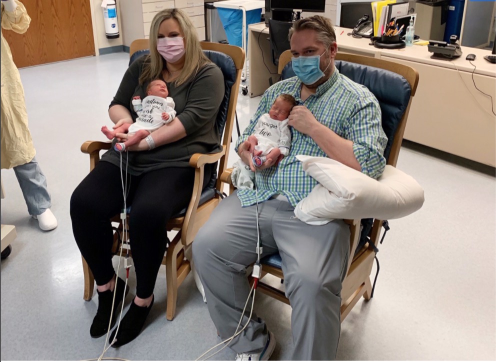 Parents Who Had Coronavirus Hold Twins for the First Time, 3 Weeks After Birth