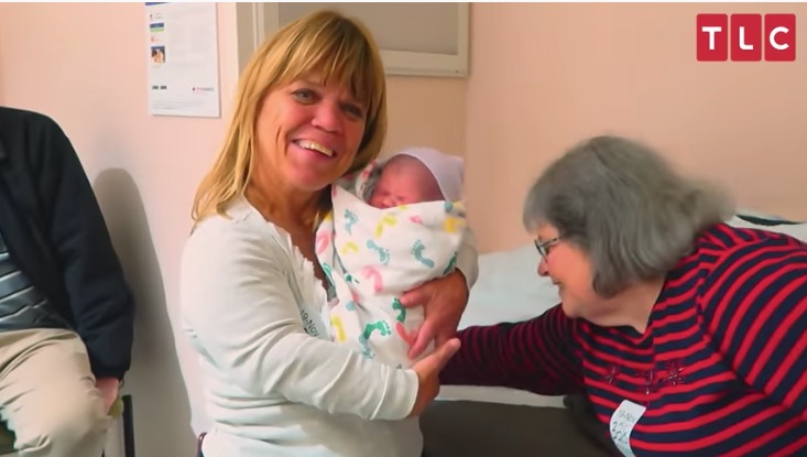 Tori Roloff Gives Birth & Amy Roloff Meets Baby Lilah for the First Time in Little People, Big World Finale