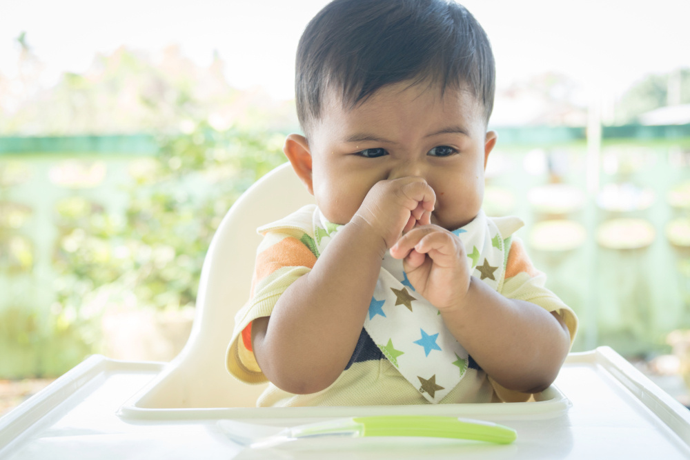 My Almost Year-Old Baby Refuses to Eat Anything Other Than Baby Food: Advice