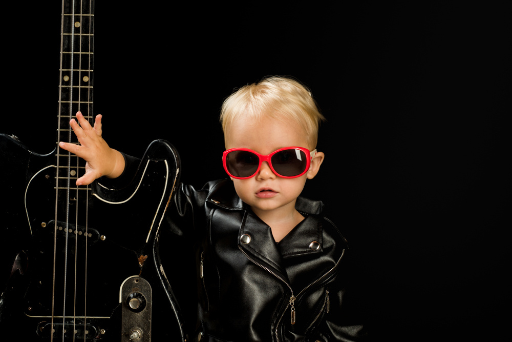 25 Cool Baby Names That Start with A for Boys & Girls 