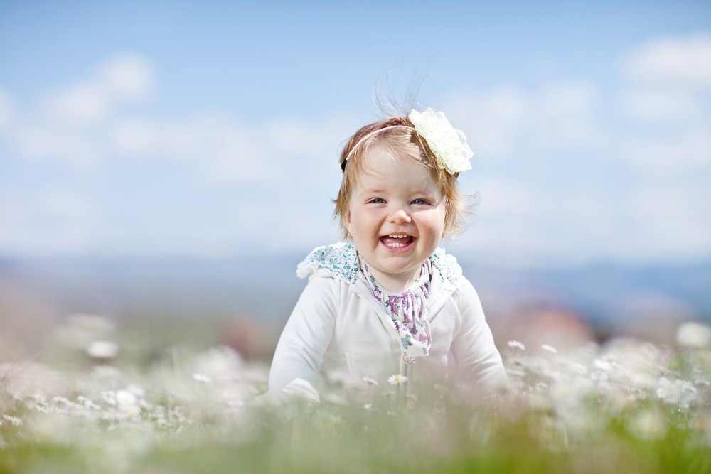 25 Bright, Sunny, Summer-Themed Names for Boys and Girls