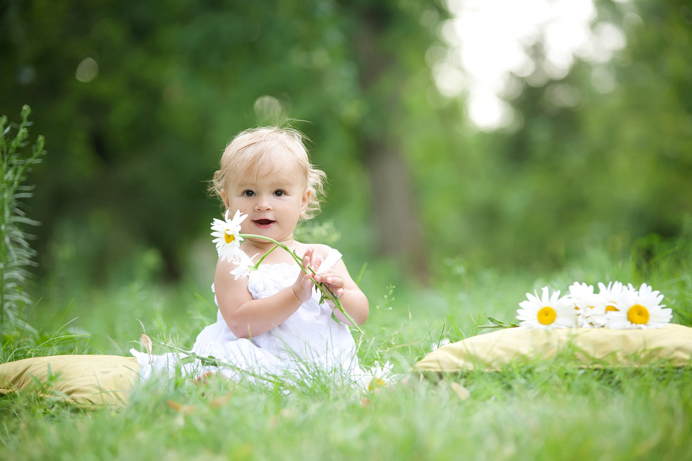 25 Sweet Baby Names for Girls with Swedish Origins