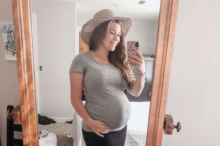 Joy-Anna Duggar Marks Rainbow Baby's Due Date with Celebratory Photo