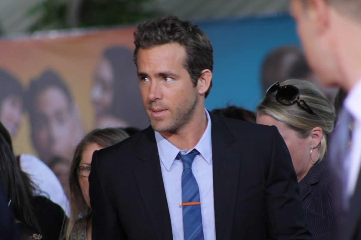 Ryan Reynolds Pays $5K Reward For Woman's Stolen Teddy Bear