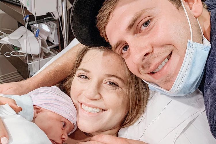 Joy-Anna Duggar Did Her Makeup During Labor