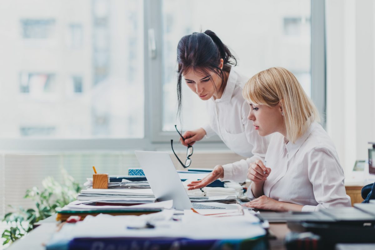 Selfish Sister Sabotages Fertility Clinic Meeting, Gets Kicked Out 