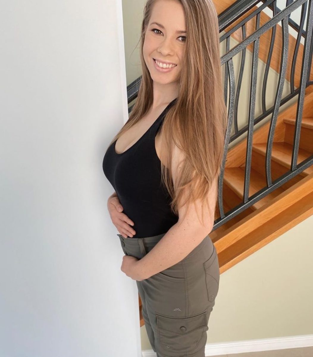 Bindi Irwin Reveals Very First Baby Bump Picture! 