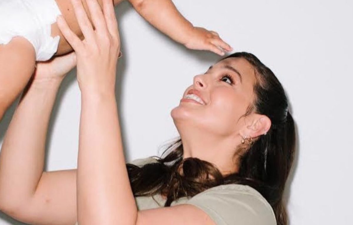 Model Ashley Graham Continues to Normalize Breastfeeding By Sharing a Photo of Her Son Feeding While Standing