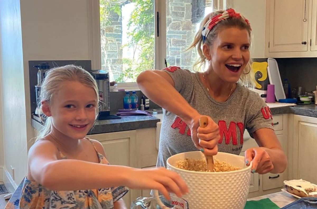 Jessica Simpson Talks About Her 6-Year-Old Daughter Being Told Bread Makes Her Fat in New Memoir, Open Book