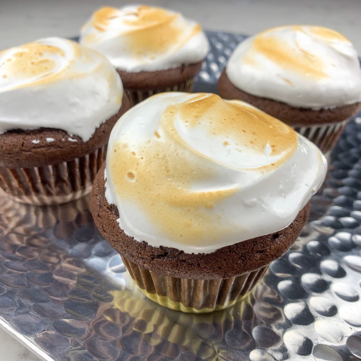 S’more cupcake recipe finished cupcakes ready to serve