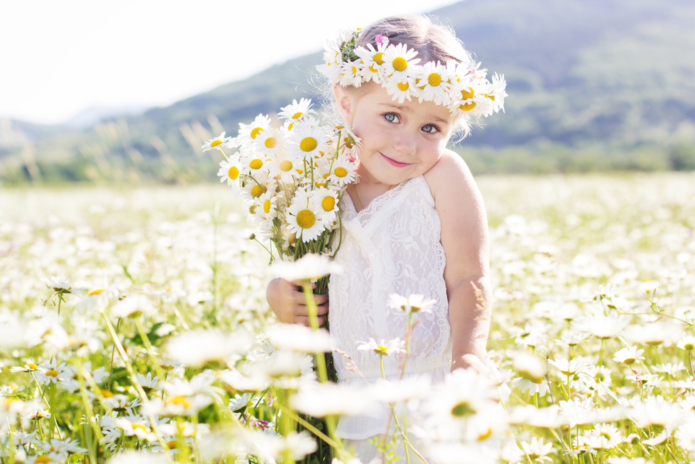 25 Breezy Bohemian Baby Names for Girls 