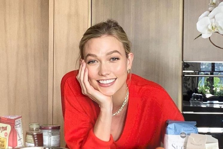 Karlie Kloss Confirms Pregnancy with Bump Photo