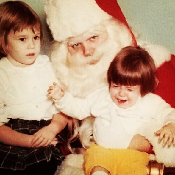 25 Scary Santas and the Children They Traumatized