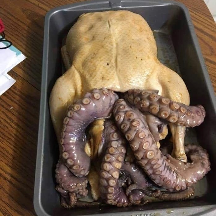 15 Epic Thanksgiving Turkey Fails That Will Make You Question Our Collective Devotion to the Bird