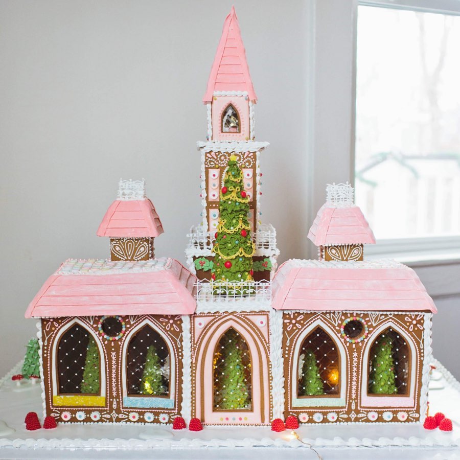 25 Magical Gingerbread Houses to Feast Your Eyes On