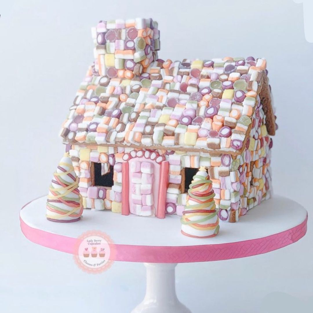 25 Magical Gingerbread Houses to Feast Your Eyes On