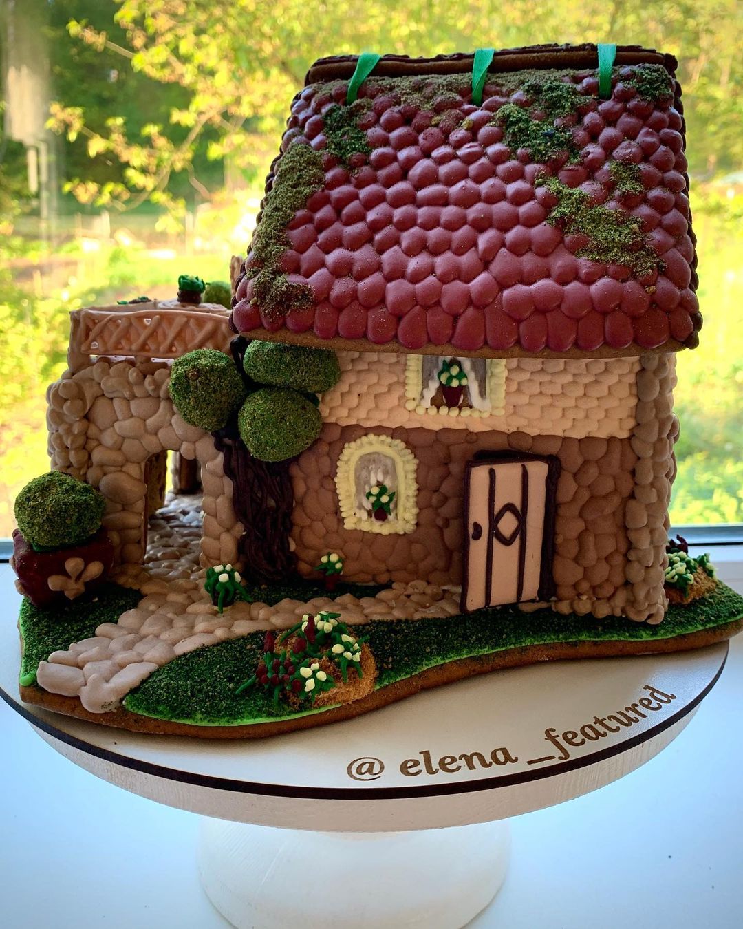 25 Magical Gingerbread Houses to Feast Your Eyes On