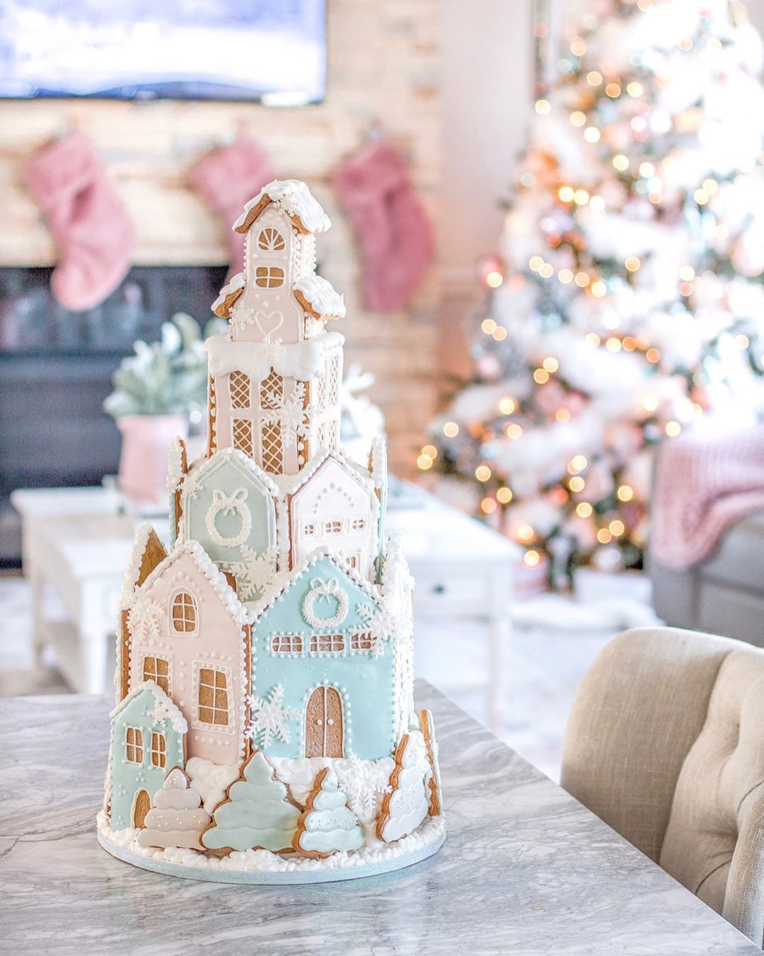 25 Magical Gingerbread Houses to Feast Your Eyes On