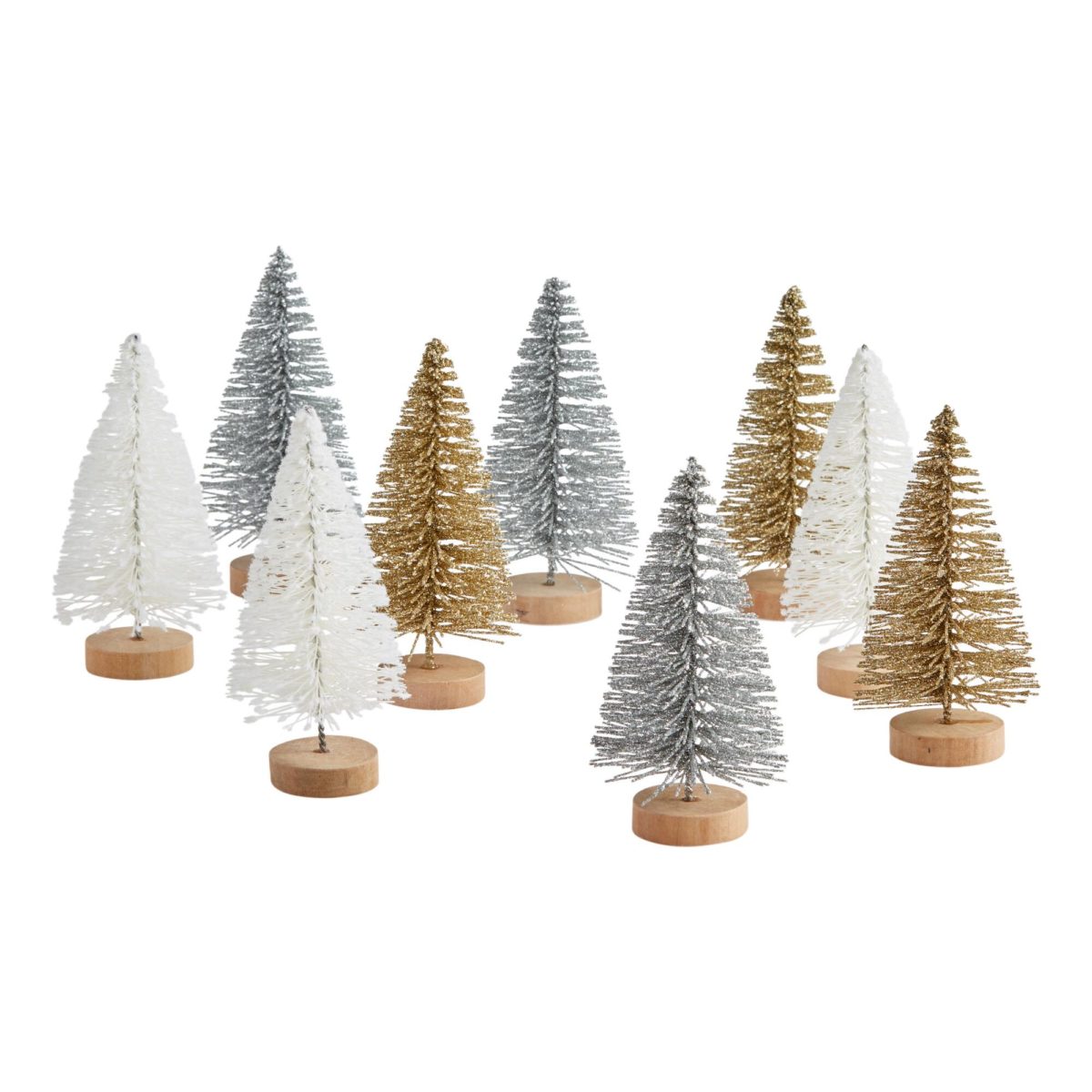 40 Christmas Decorations That Will Leave You And Anyone Else Who Enters Your Home With Much Holiday Cheer | Brighten up the outside or inside of your house by grabbing a few of these elegant, yet exciting decorations.