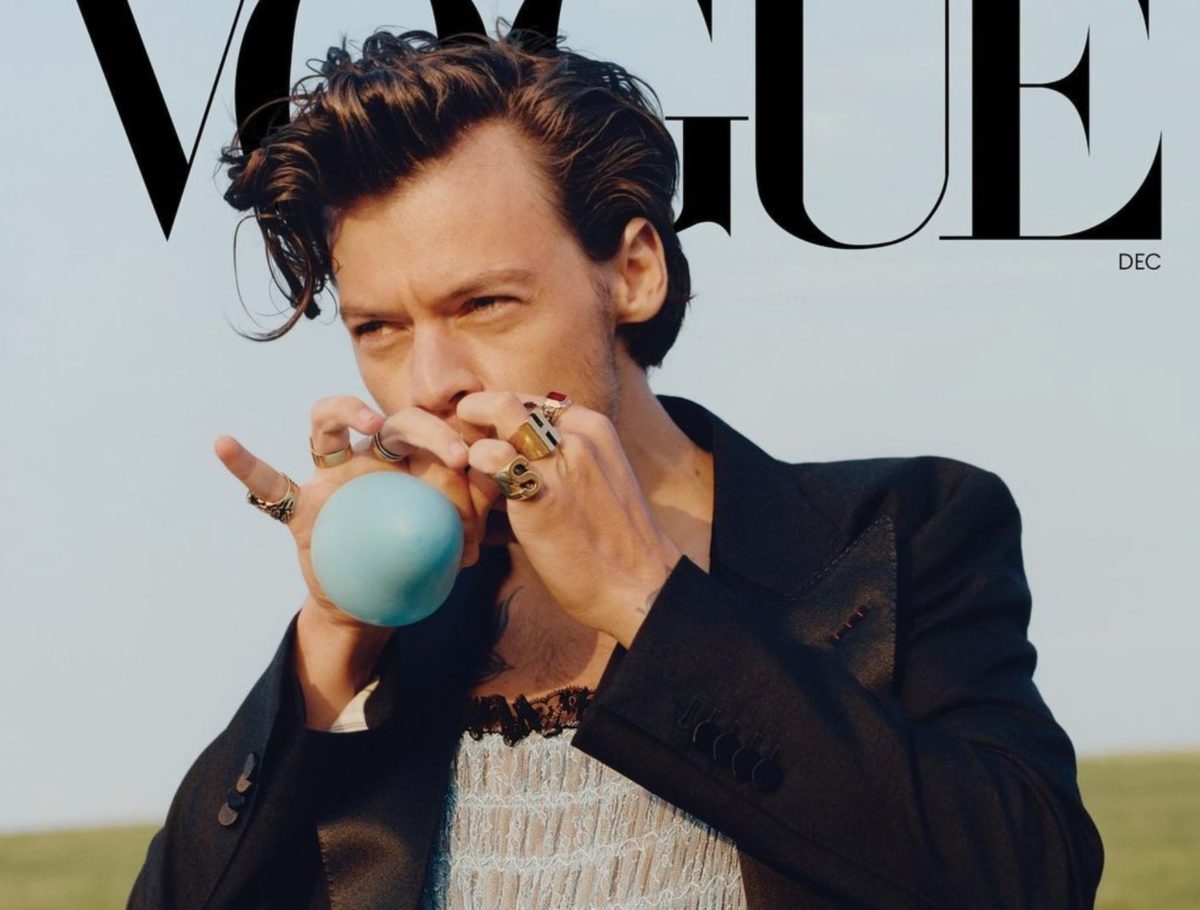 Harry Styles' Mom Supports His History Making Vogue Cover