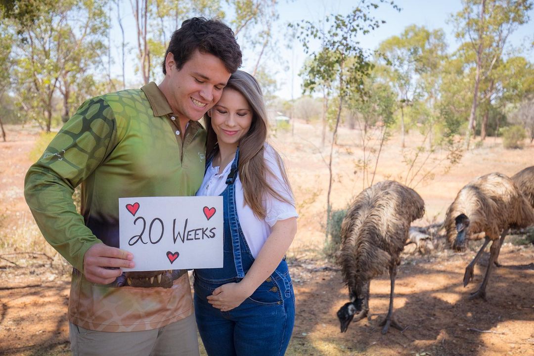 Pregnant Bindi Irwin Boasts Her Perfect 26-Week Baby Bump