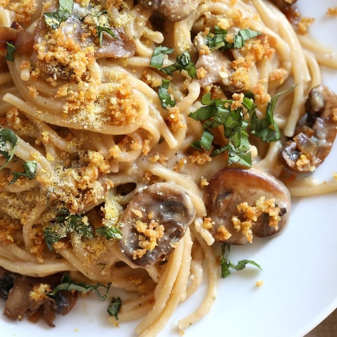 We found the most mouth-watering Instant Pot recipes that you will want to eat right now, like mushroom tetrazzini pasta.