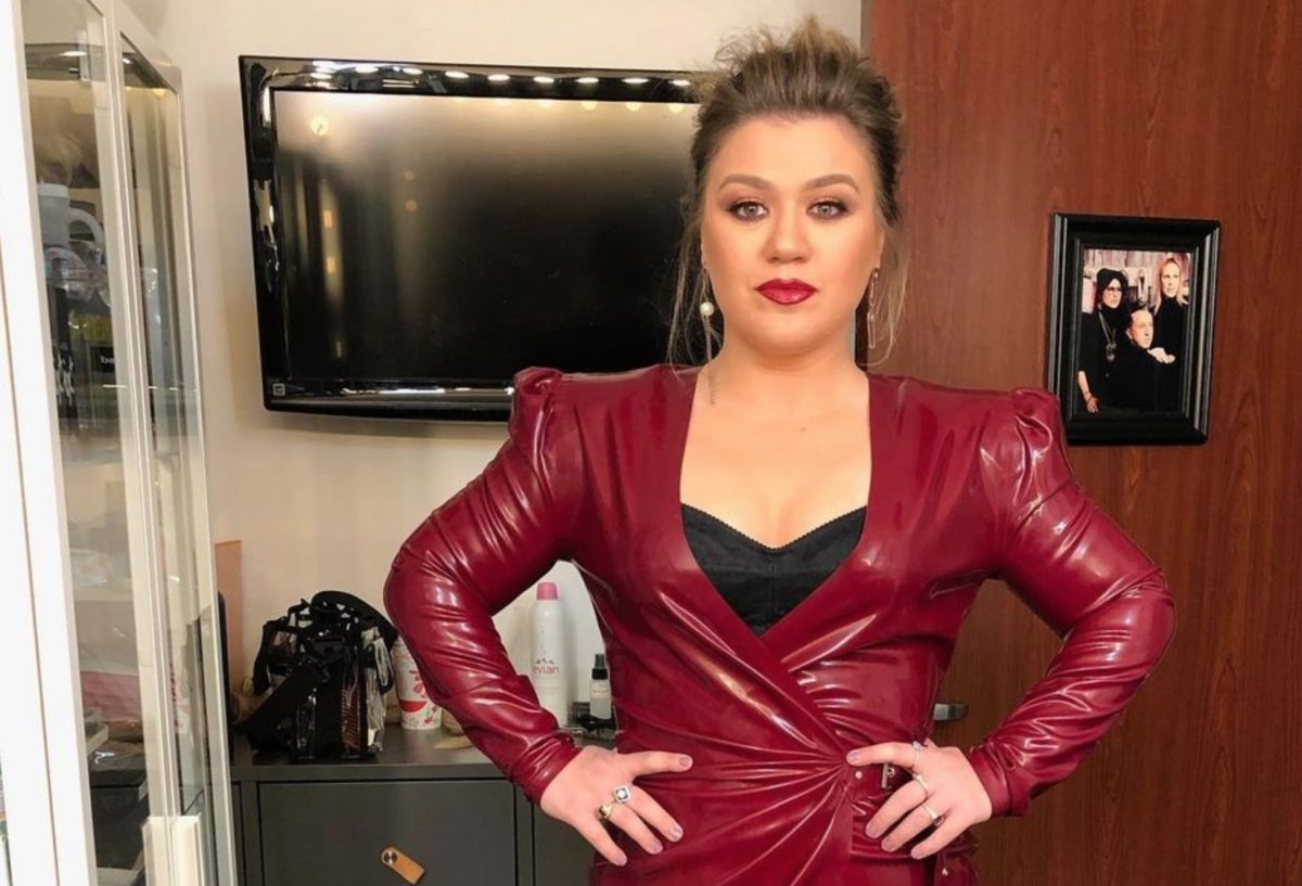 Kelly Clarkson Wins Primary Custody, Ex Demands $436K