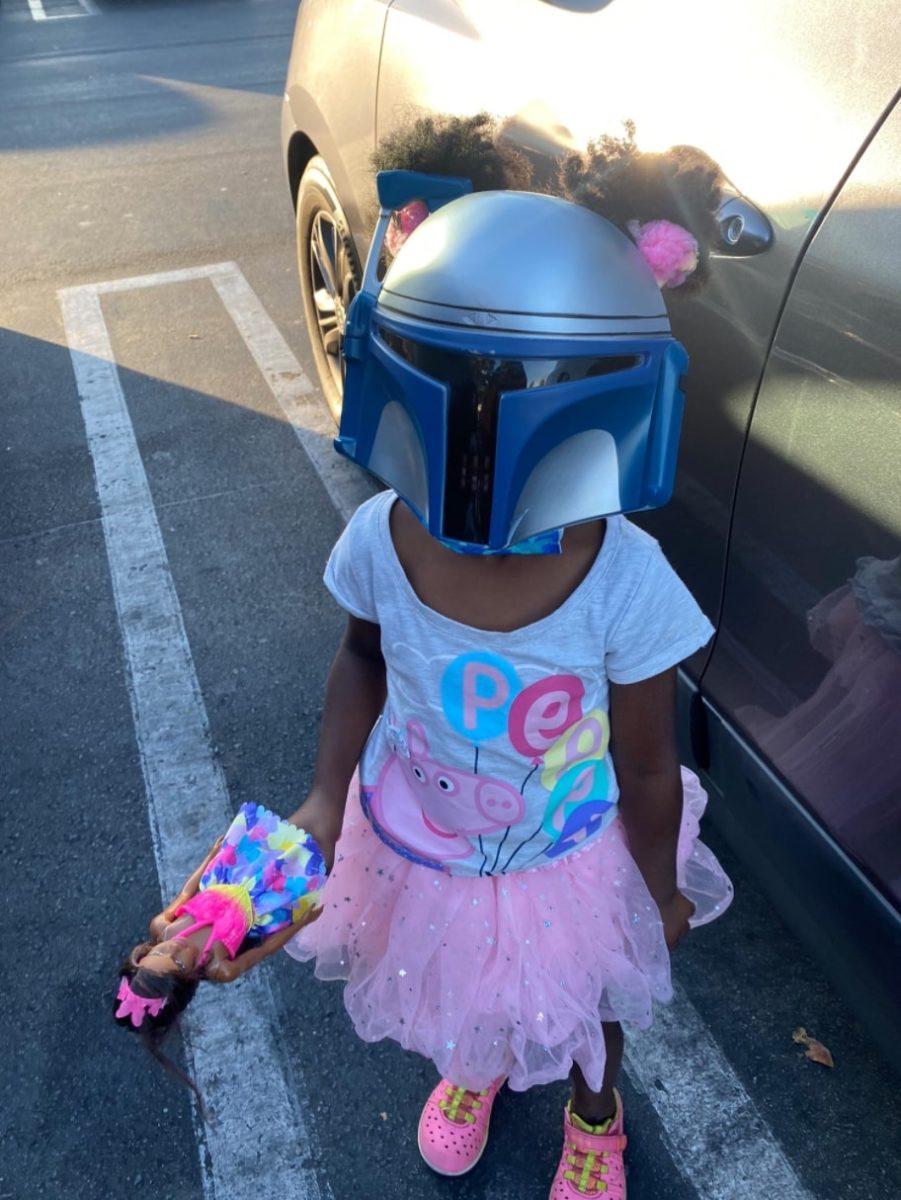 5-Year-Old Girl Goes Viral For Wearing Mandalorian Mask