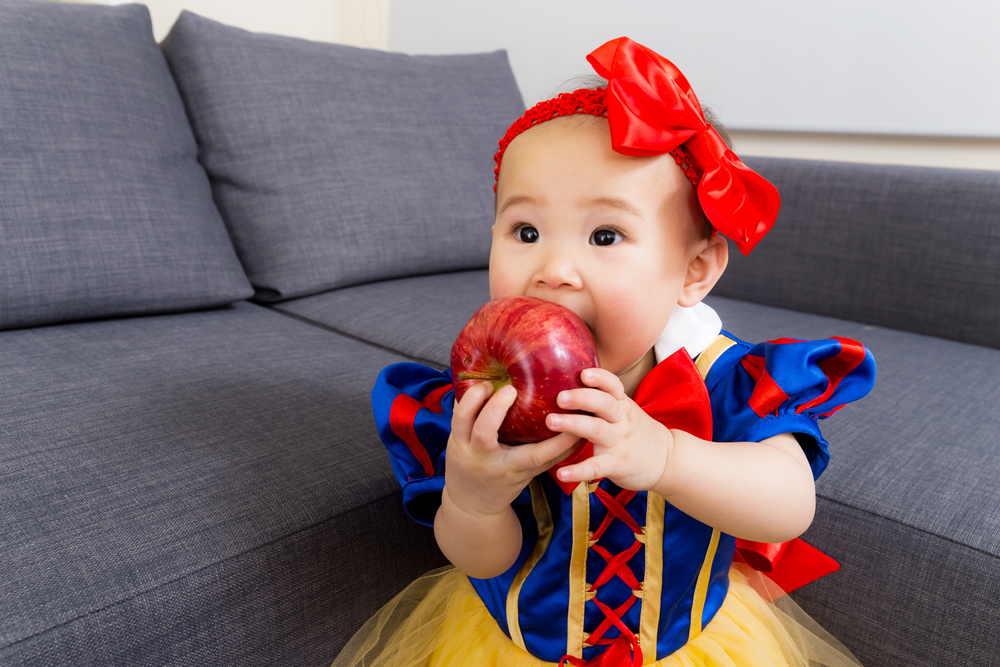 25 Fairy Tale Baby Names for Girls with Plenty of Whimsy and Charm