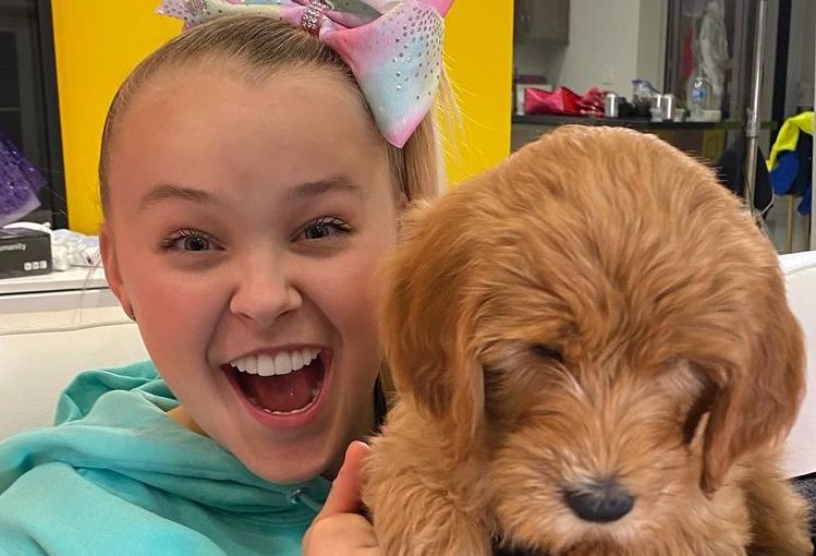 JoJo Siwa Responds To 'Inappropriate' Children's Game