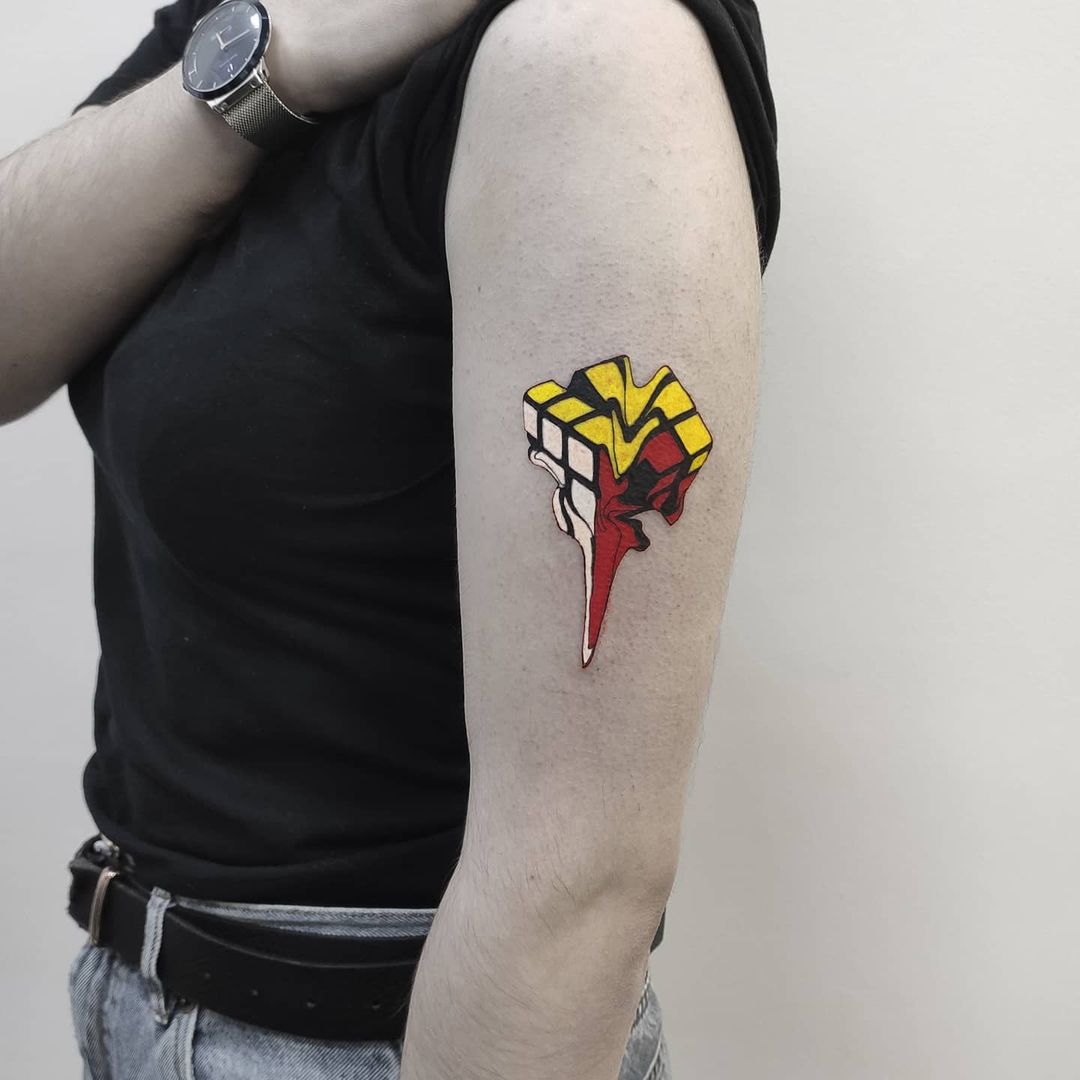 25 Glitch Tattoos That Showcase This Emerging, Trippy Trend