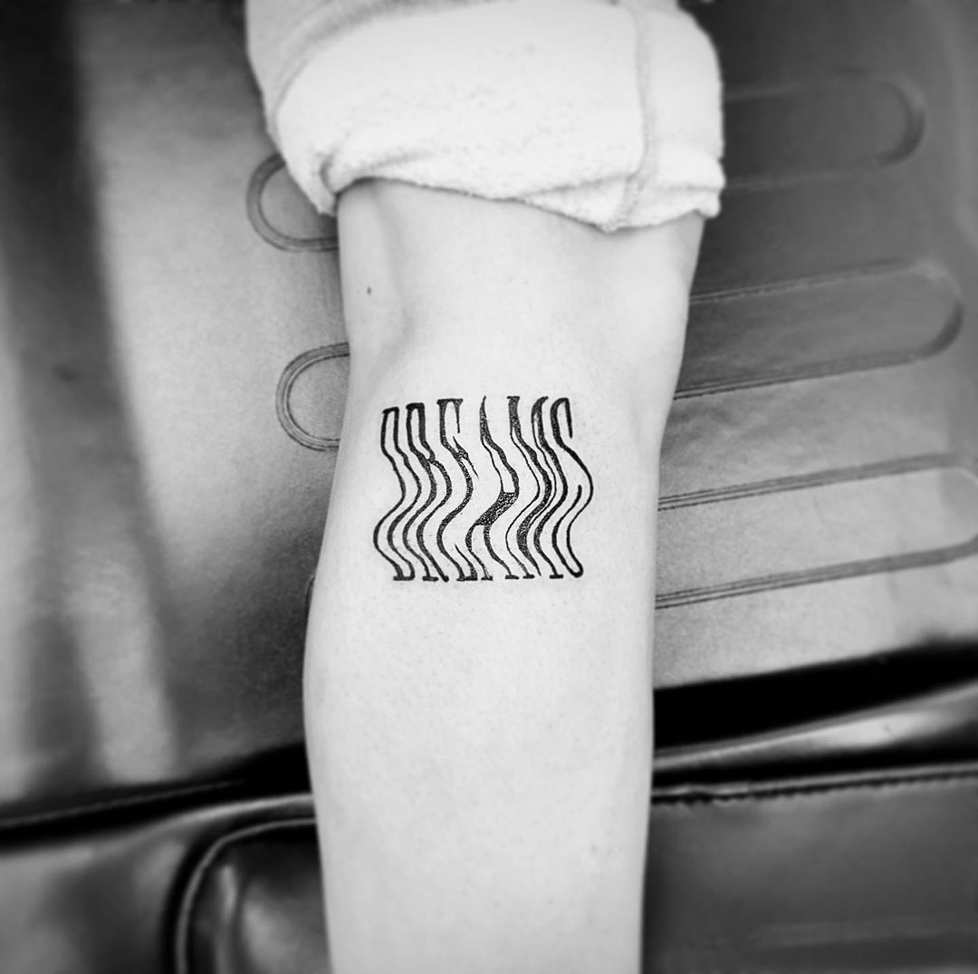 25 Glitch Tattoos That Showcase This Emerging, Trippy Trend