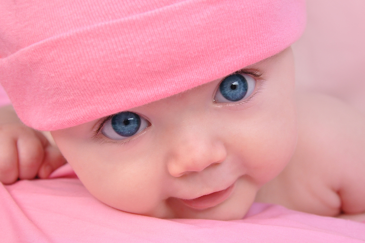 25 Modern Hebrew Baby Names for Girls That Put a Spin on Traditional Classics