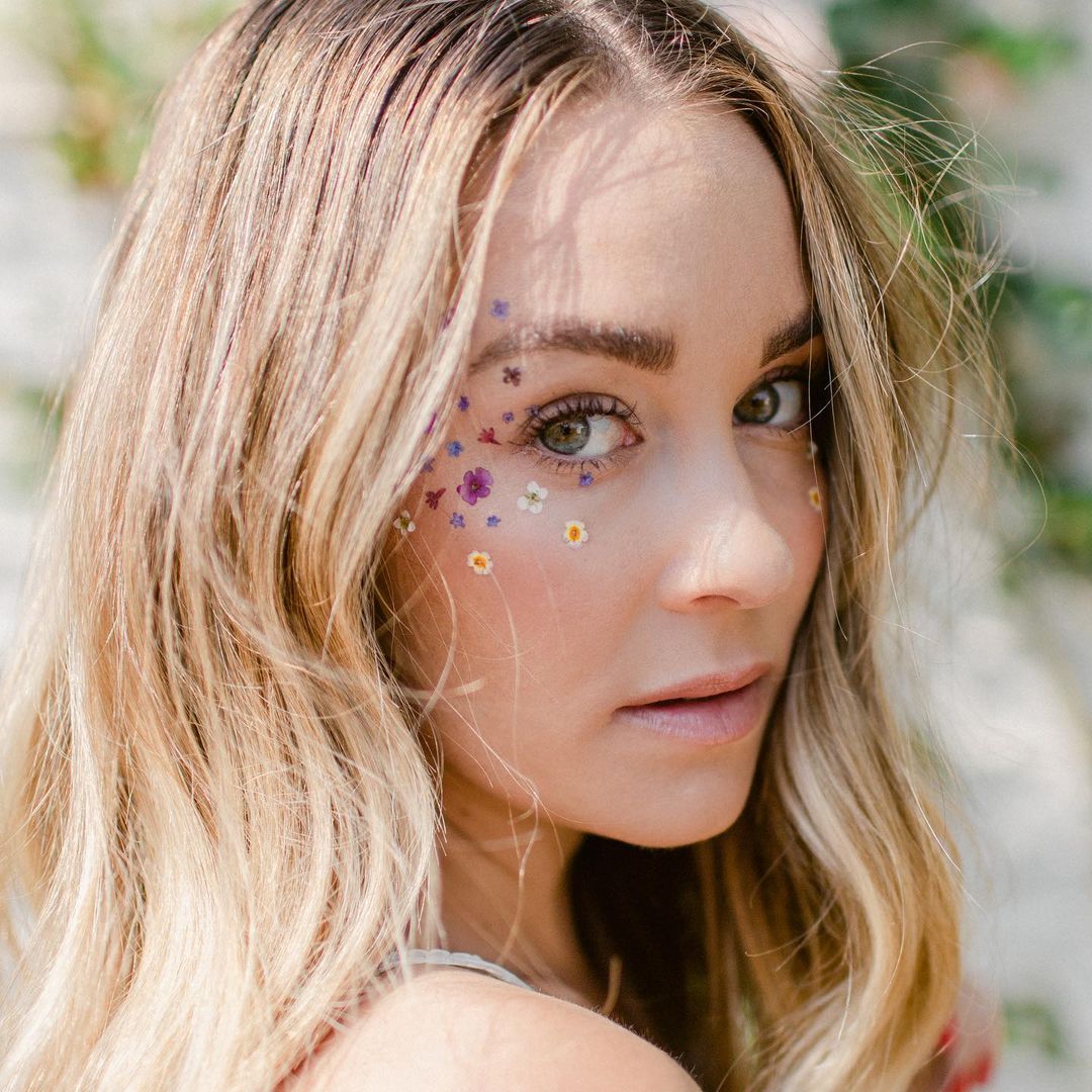 Lauren Conrad Posts Only Photo She Took All Year Of Family