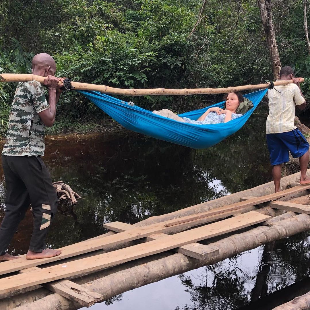 Ashley Judd Shares Pictures of Her Harrowing 55-Hour Rescue After Fracturing Leg in the Congo