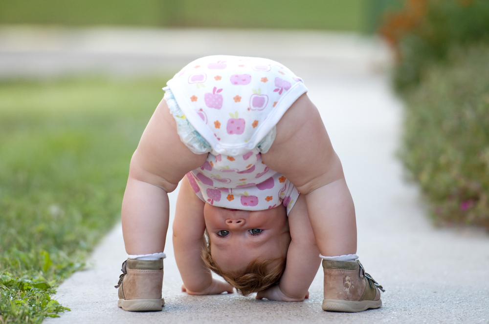 35 Backwards Baby Names for Girls That Contain Words, Names, and Hidden Meanings in Reverse